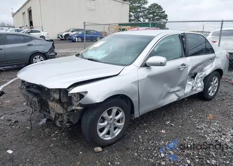 2011 Toyota Camry Le z USA, uszkodzony, nr VIN 4T1BF3EKXBU722344